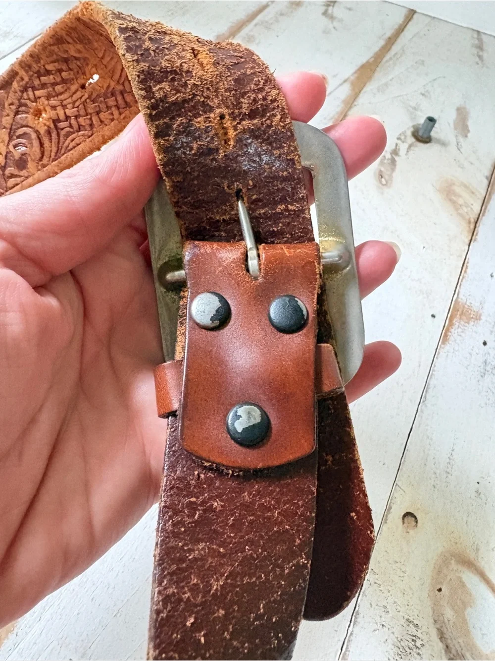 Vintage western top grain leather belt tooled made in Mexico silver buckle sz 44